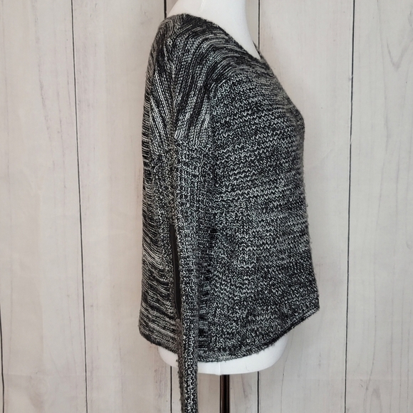 Labworks Womens Black White Marled Knit Pullover Sweater Size L Patch Detail - Picture 7 of 9